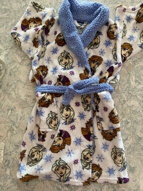 Disney Frozen II Plush Fleece Robe size 4T
